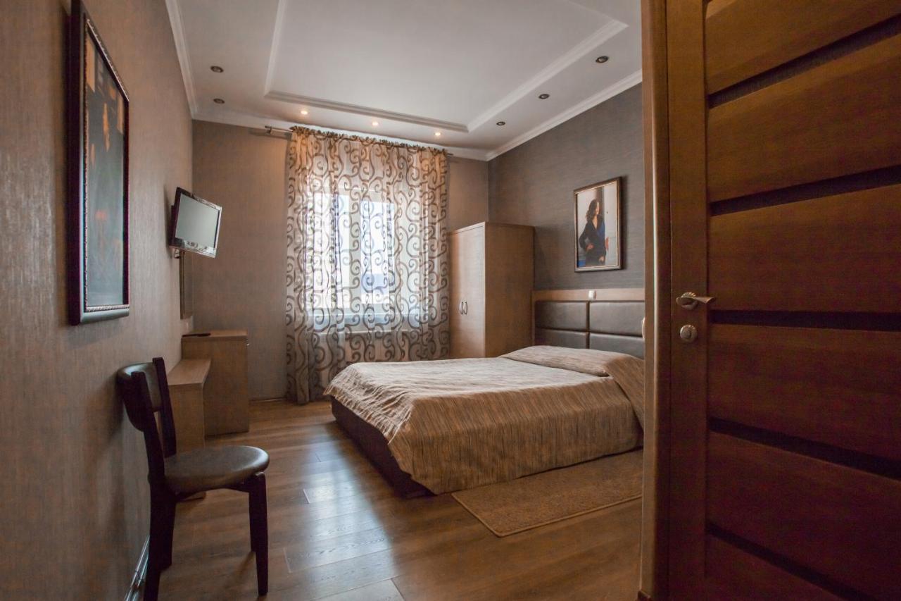 Hotel Apartments Adresa Kischinau Exterior foto
